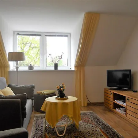 Carstensen 01, Sandwall Apartment *